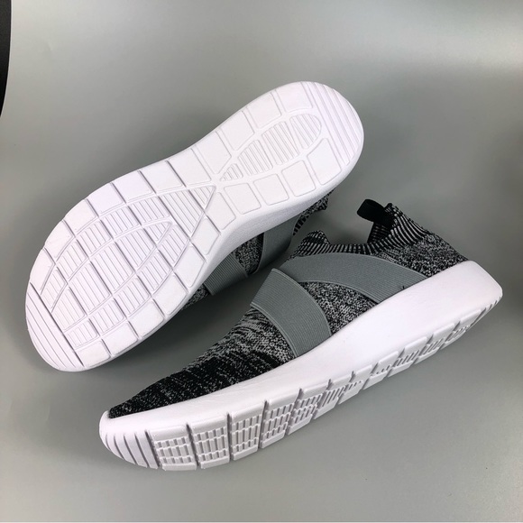 West Loop Women’s Slip-On Sneakers - Picture 7 of 8